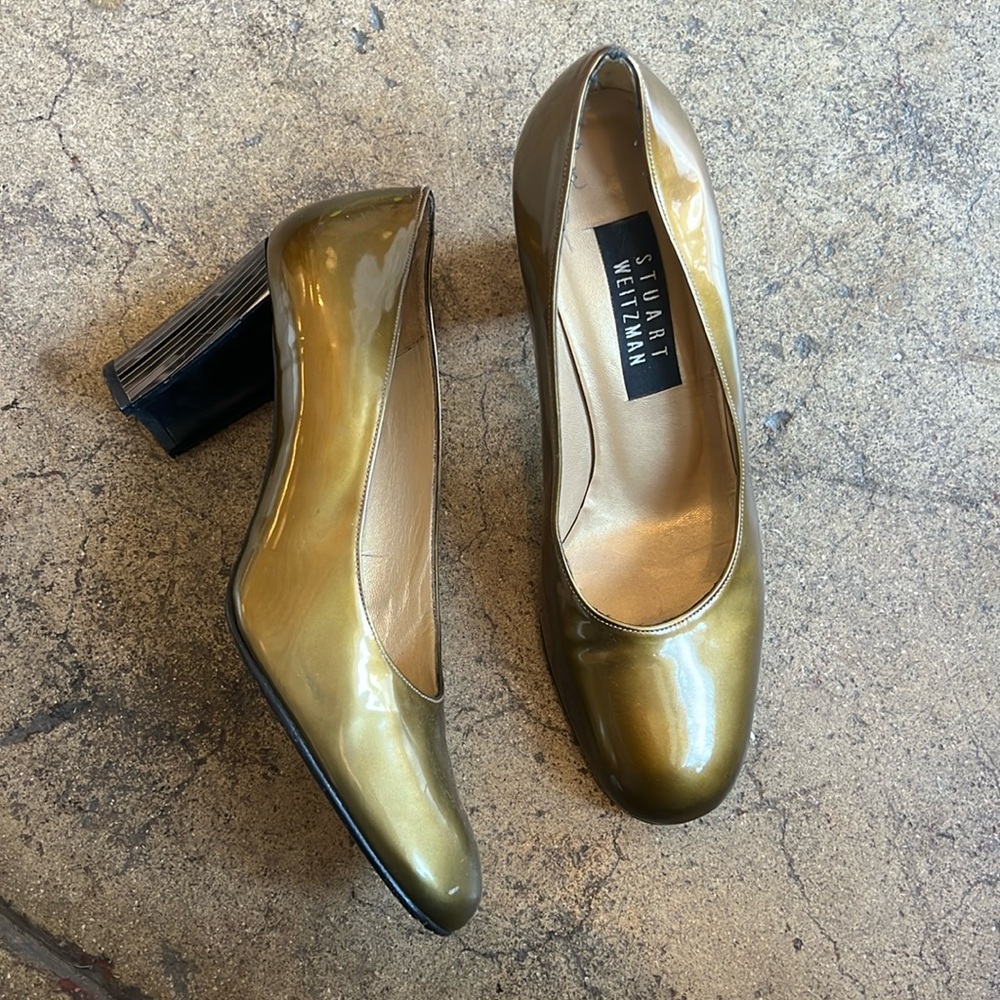 Stuart Weitzman golden patent leather mirror heeled pumps